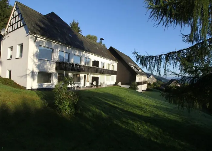 - Burgstrasse 15-b * ווינטרברג